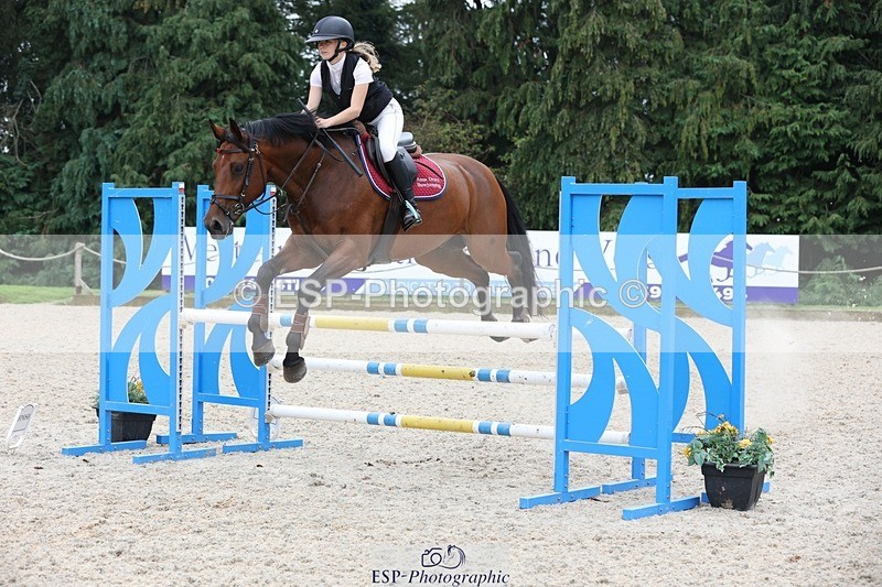 230908-171137-03176 - Cls 9 Snr Newcomers & 1.10m Open