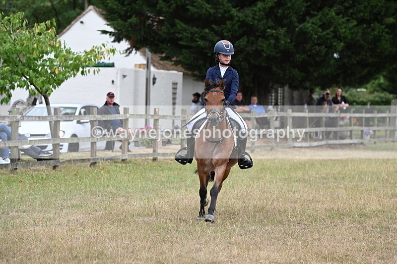WJ6_9605 - Class 12 Minimus Jumping 45cm