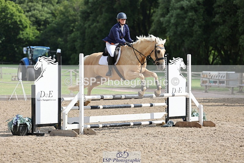 250614A-095108-05433 - Cls 26 British Novice and 90cm Open