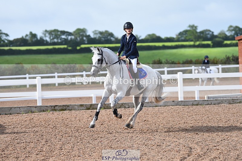 230715A-091536-00033 - Cls 10 Children on Horses 95cm