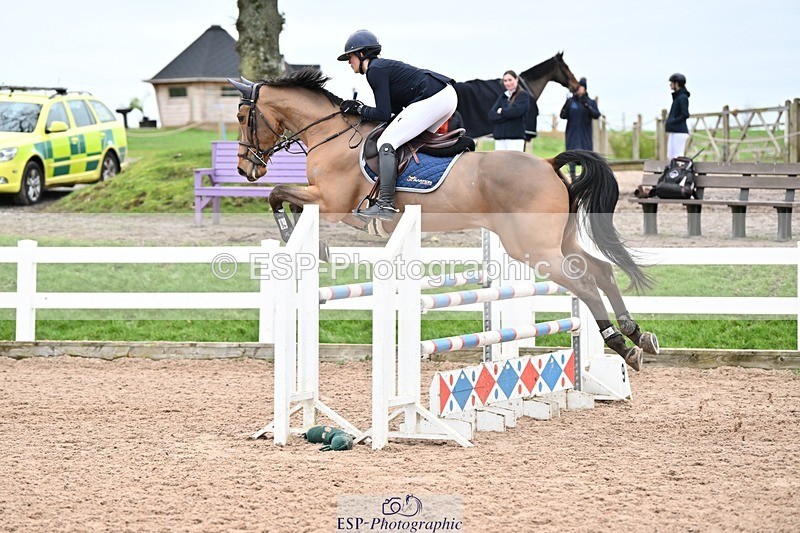 250112-115925-01201 - Cls 19 Snr 1.05m Open