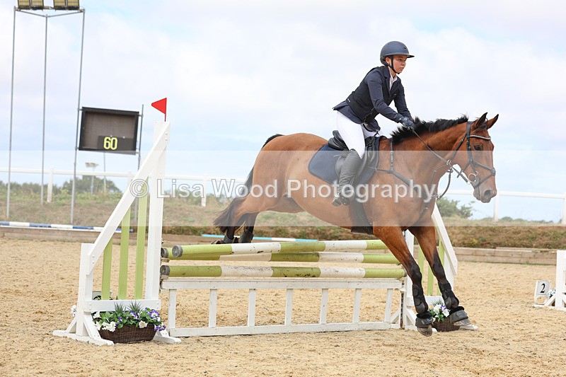 3E7A4805 - Class 4: Senior British Novice/90cm open