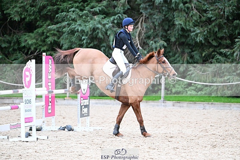 241116-153800-02273 - Cls 4 100-105cm