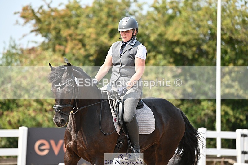 250816-132847-04700 - 115-Alison.AndrewsBercoed.Sambo