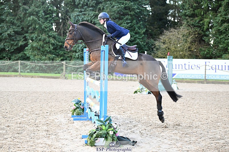 241025-095213-05209 - 108-Xanthe.Baylis-MONBEG.BY.MAGIC