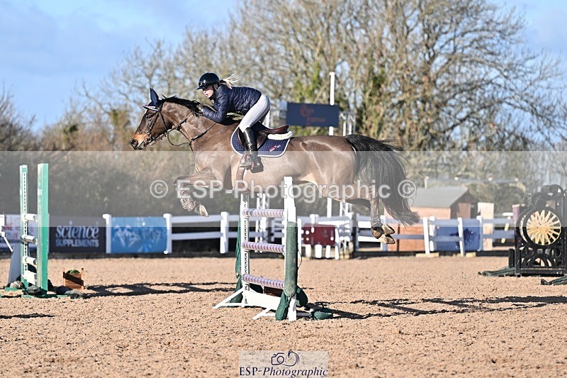 260107-125724-00346 - Cls 5+6 Foxhunter and 1.30m