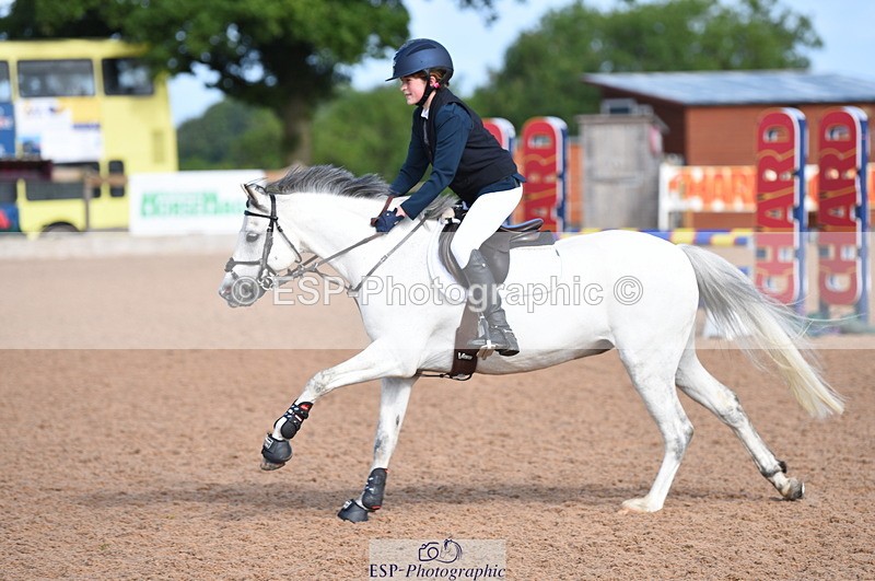 230716A-091912-01890 - Cls 32 Stepping Stones 128cm & 138cm