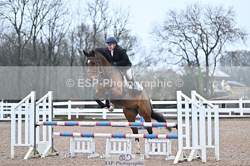 241127-093702-00040 - Cls 01A&B Brit Nov & 90cm Open