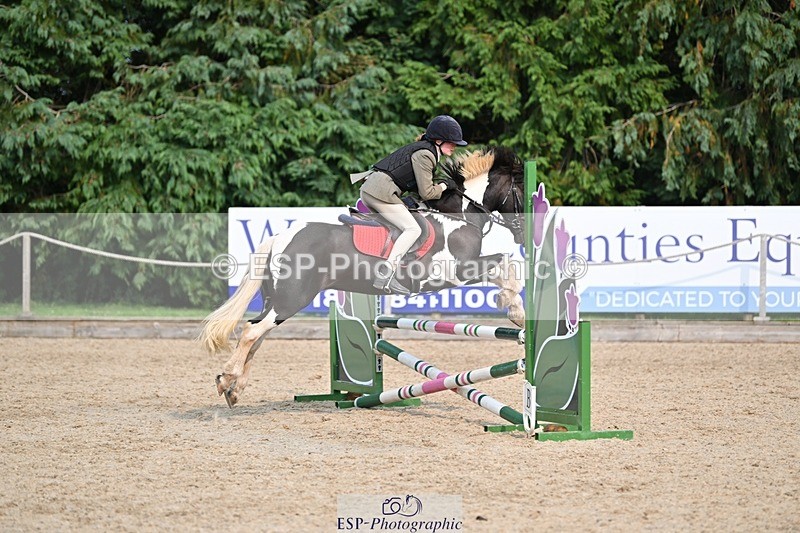 240818-162650-05465 - Cls 13 Pony Intro 70cm