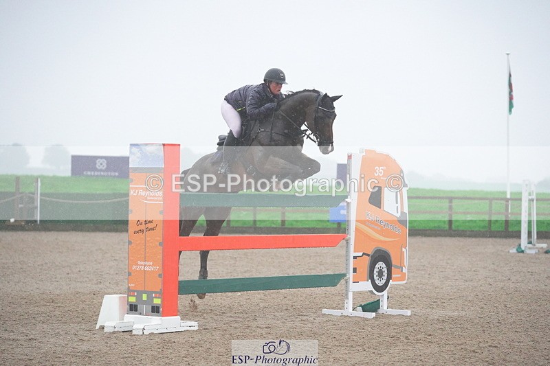 231017A-105228-06578 - Cls 26 Chard Equ Grand Prix