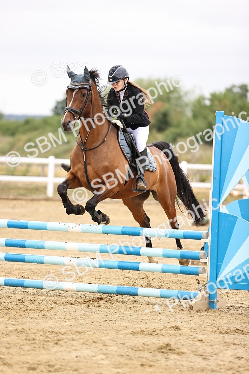 SBM_024456 - Class 8 - Clear Round