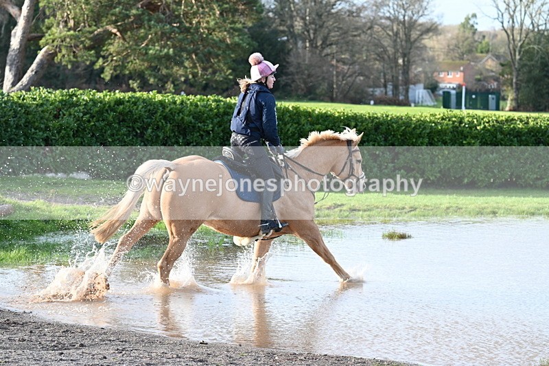 WJ7_9111 - Time 11:14 to 11:17