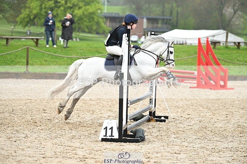 250418A-125316-00833 - UnAff 60cm