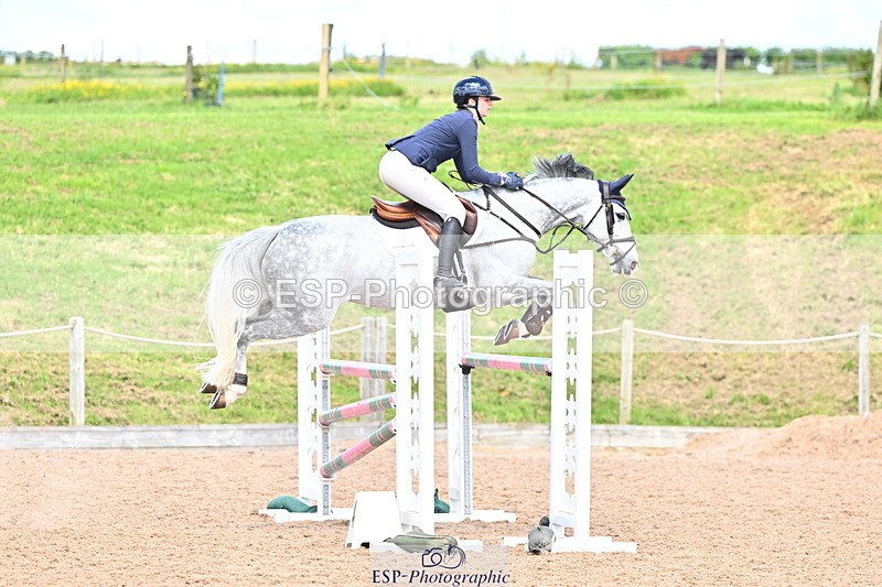 240608A-143722-02787 - Cls 5 Snr Foxhunter and 1.20m Open