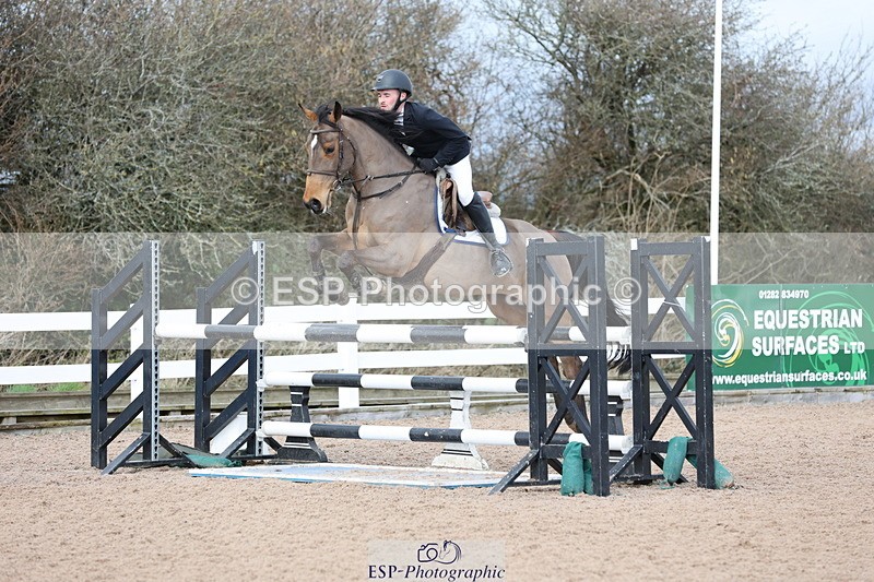 240223A-121555-01158 - Cls 4 Snr 1.05m Open