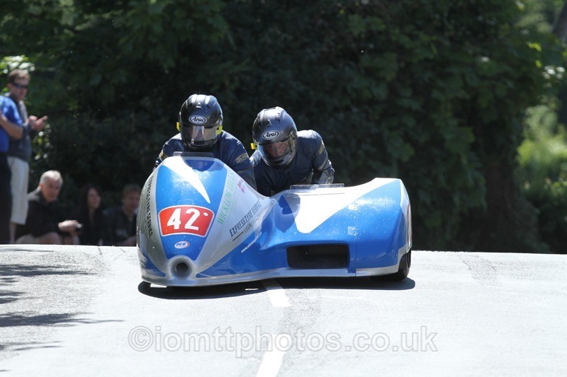 IMG_2421 - Sidecar Race 2 - TT 2013