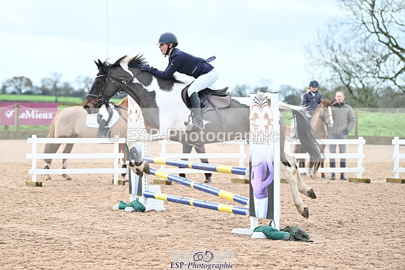 231203A-112214-00799 - Cls 16+17 Club and Schools 80cm