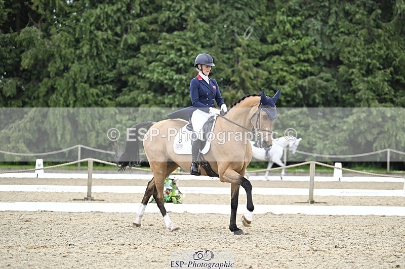 000101-200649-04072 - 418-REHY_DJ-Yasmin_Ingham