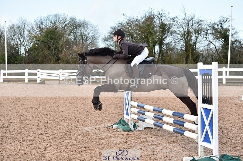 240210A-092518-00289 - Cls 1 Pony Intro 70cm
