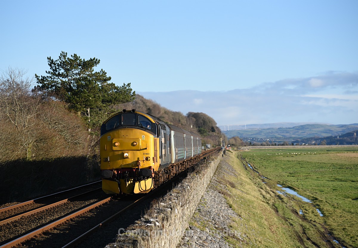 JL - 30.11.17 37403 2C47 1002 Preston - Barrow, Holme Island - Cumbrian Coast (north to south)