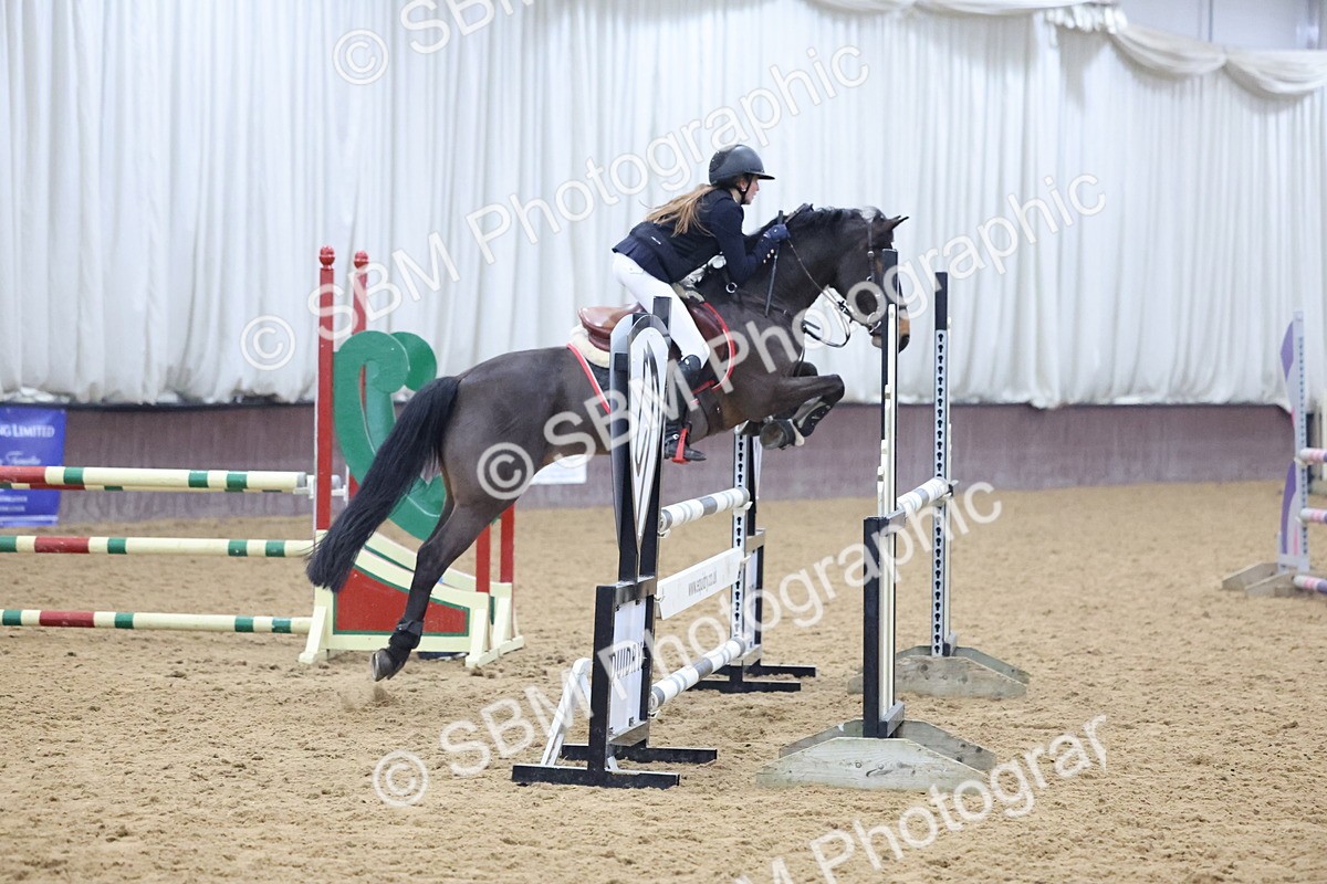 SBM_003429 - Class 11 - Blue Chip Pony Newcomers - 1.00m Open