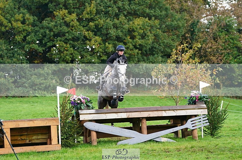 251025A-104516-17160 - D-360-Hannah.Norvill