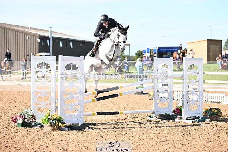 240913A-162547-05242 - Cls 18 National 1.40m Open