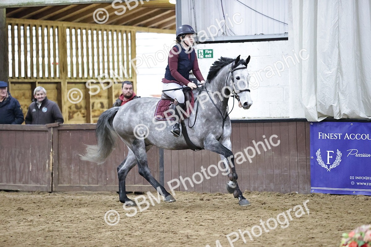 SBM_001247 - Class 4 - Senior Newcomers/ 1.10m Open