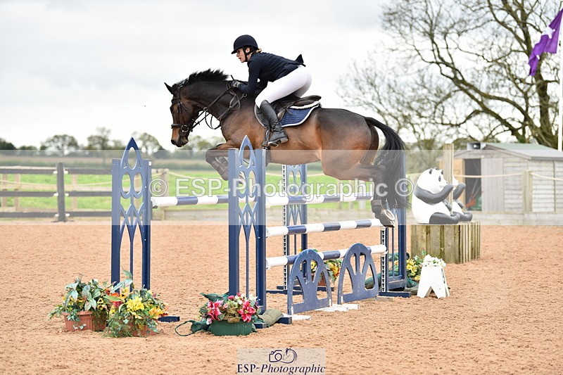 230507A-142418-08396 - Cls 48 Foxhunter