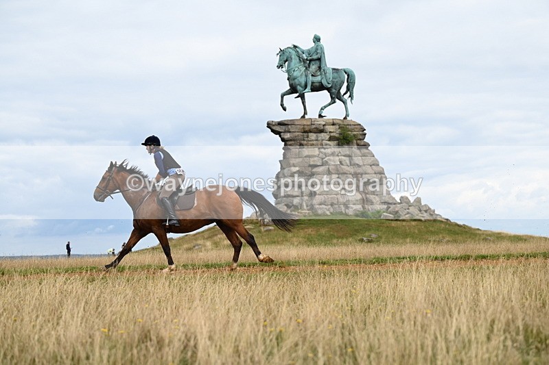DSC_6426 - Time at Statue 12:17 to 12:44