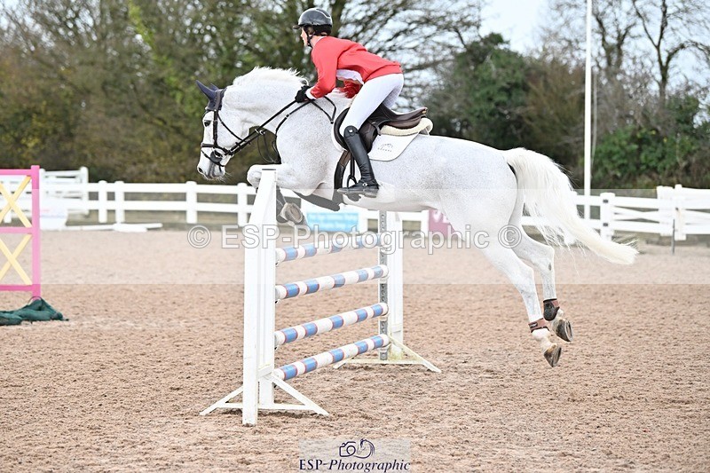 241206-132112-00983 - Cls 5 Newcomers and 1.10m Open