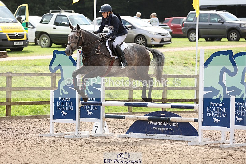 240804-151506-16366 - 669-Maisy_Miller-HEADDON_SWAN_SONG