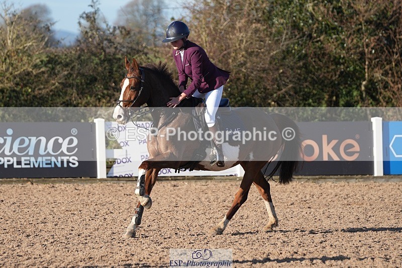 251130-112443-01059 - Cls 5 Pony Discovery & 90cm Open