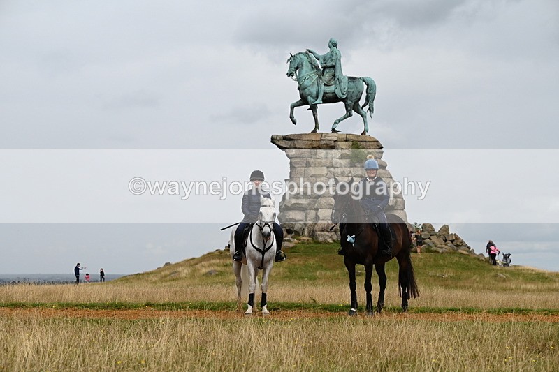 DSC_8128 - Time at Statue 13:52 to 14:33