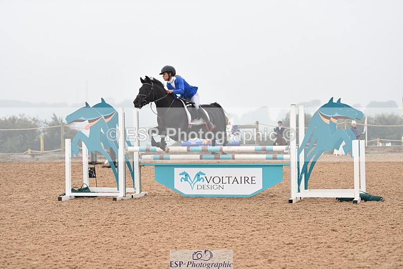 230916A-155308-05434 - Cls 18 Snr 95cm Derby