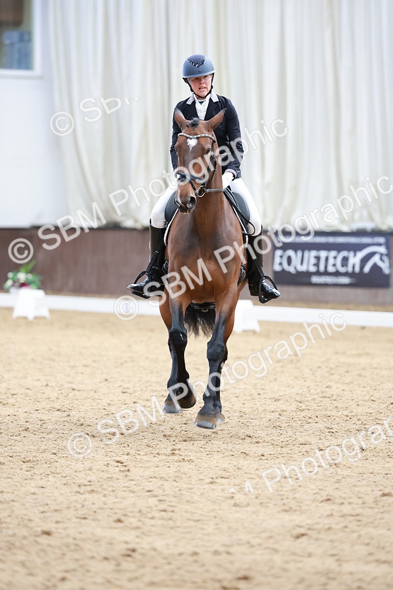 SBM_008359 - Class 6b - Novice 6 - 9.28-10.41