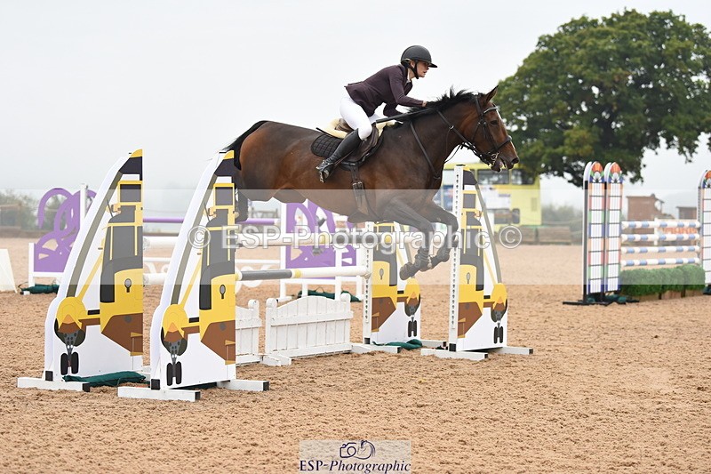 230916A-110440-03994 - Cls 14 Snr Foxhunter