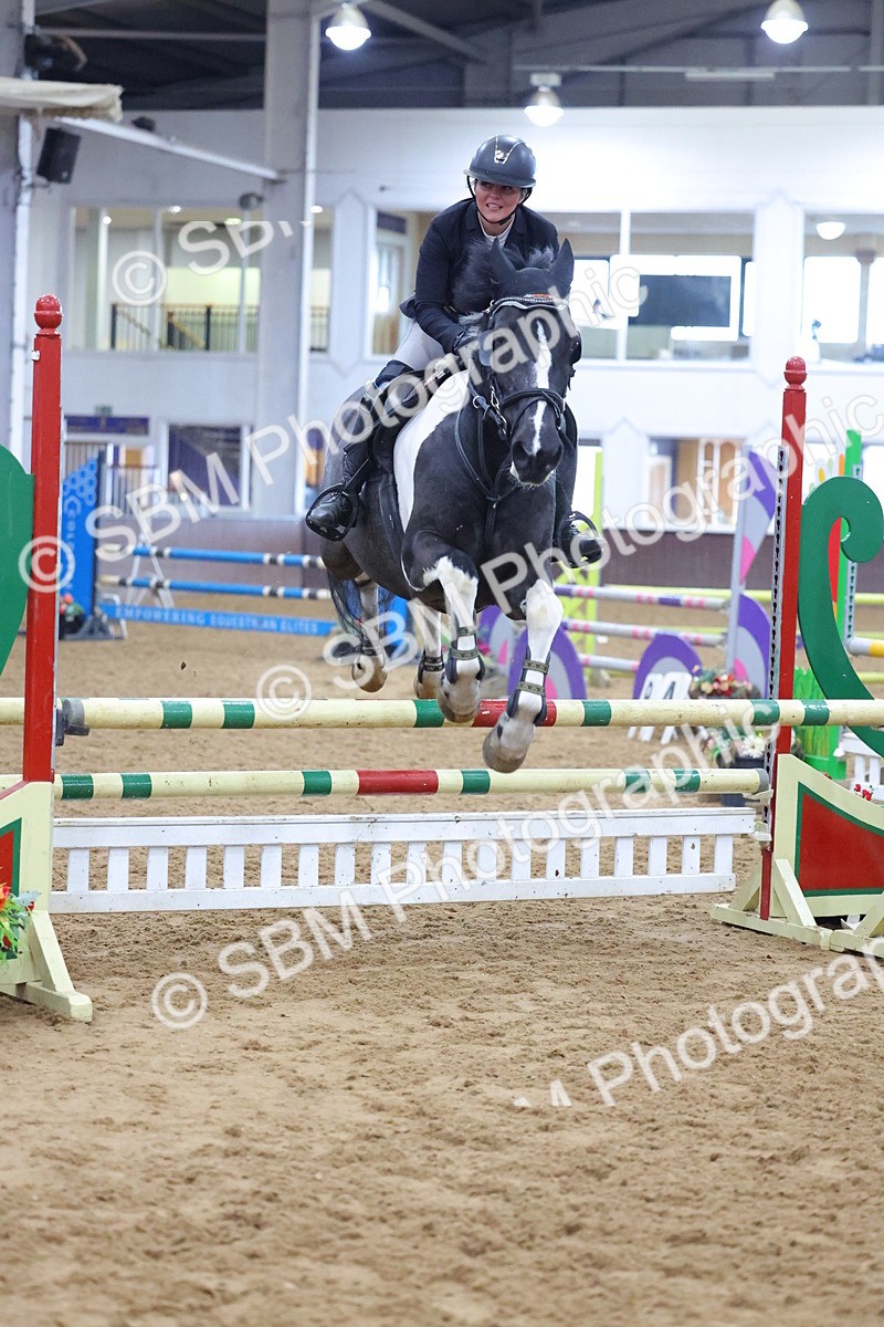 SBM_004841 - Class 12 - Senior British Novice - 90cm Open