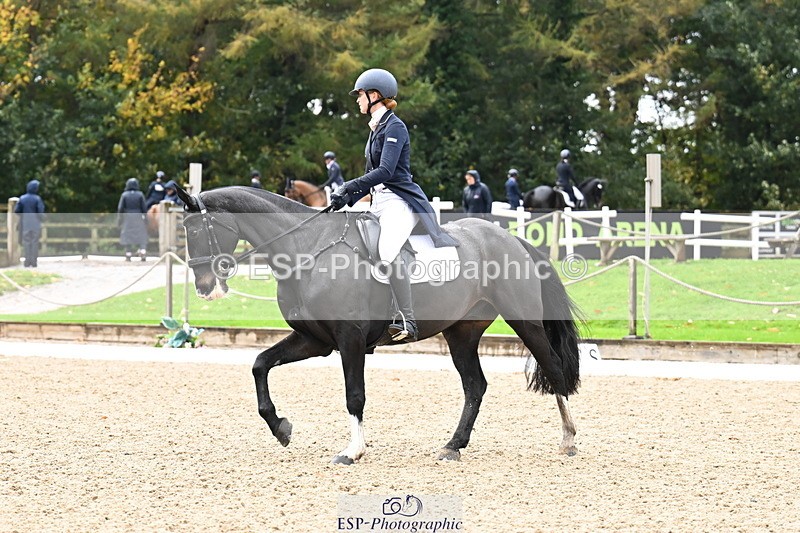 251023A-122406-02229 - B-144-Annabel.Carthy