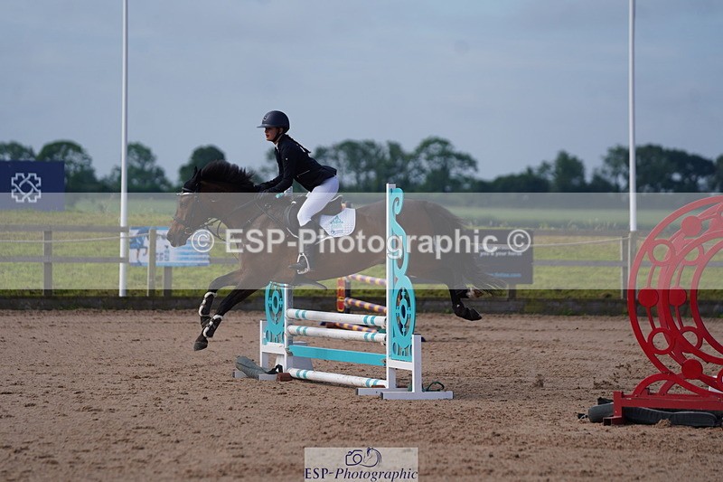 240713A-091130-00021 - Cls 2 70cm Open