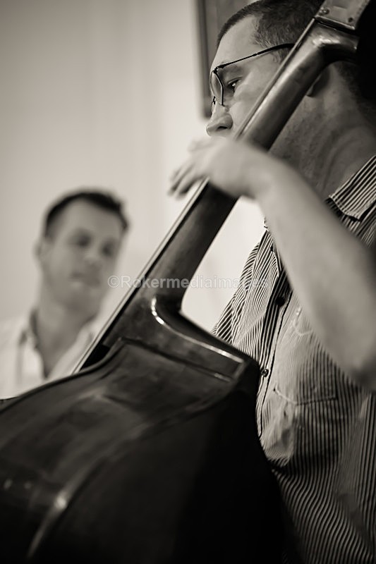  - TOM & SIMON GARDNER PLAY BROTHERS CANDOLI