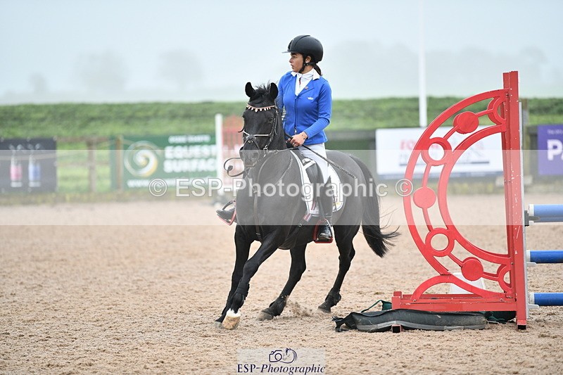 241102A-113648-04346 - SAT Cls 9 British Novice and 90cm Open