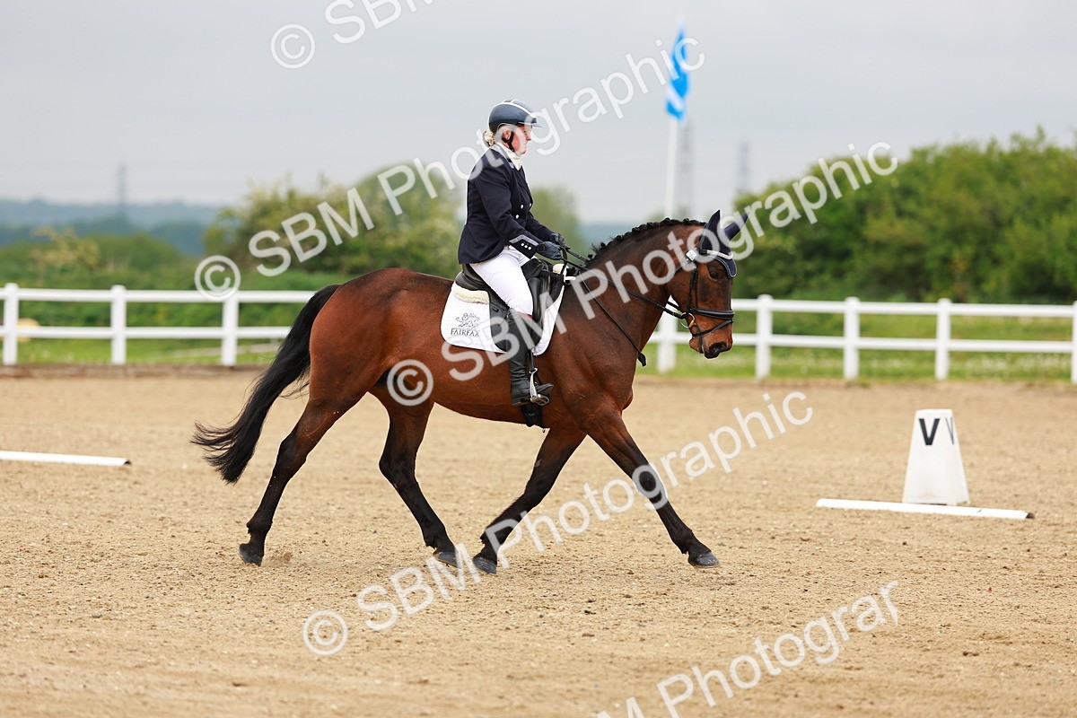 SBM_004654 - Class 15 - Novice 5