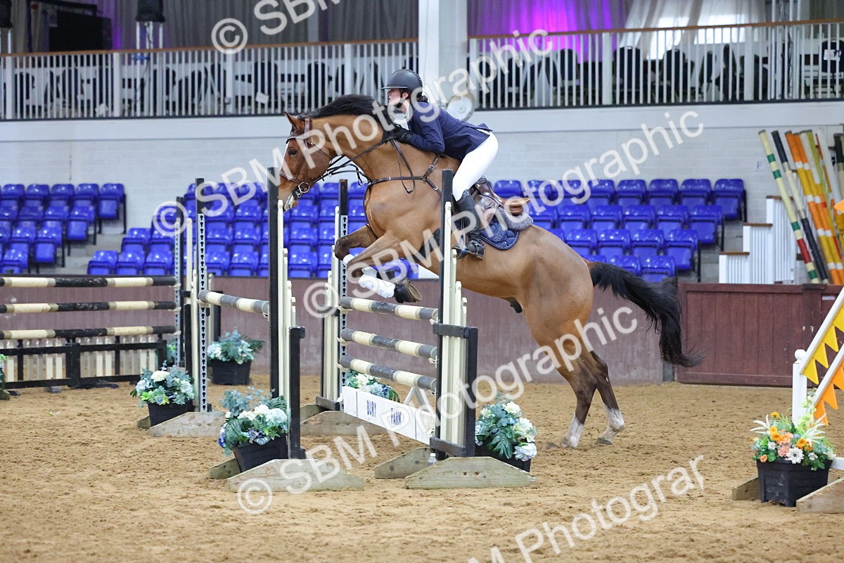 1I0A4787 - Class 9 - Senior Newcomers/ 1.10m Open