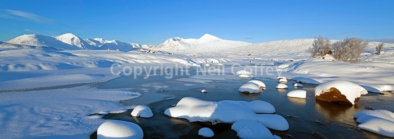 Lochan na h’Achlaise & Black Mount, Rannoch Moor, Highland_1 - Panoramic format
