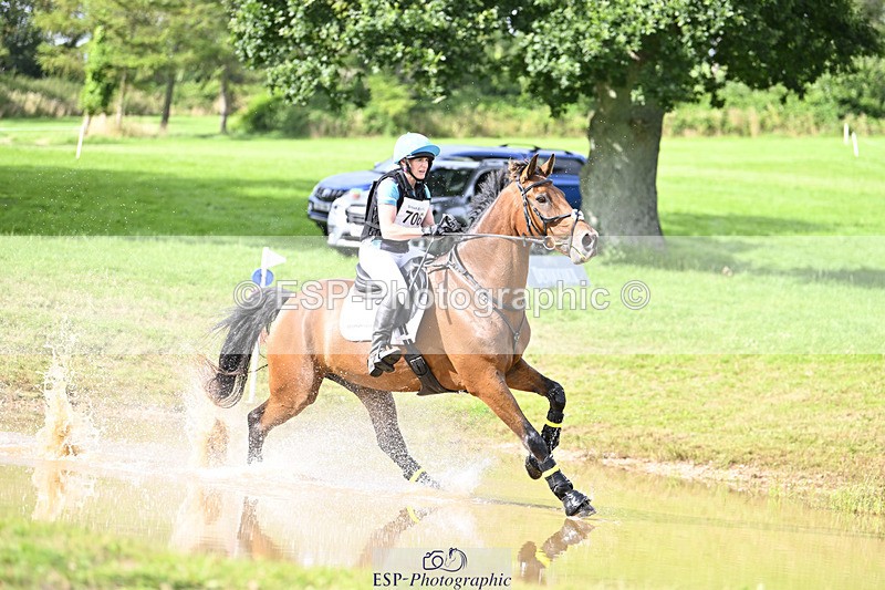 240804-171624-18894 - 706-Sharon_Kellaway-OBERON_XII