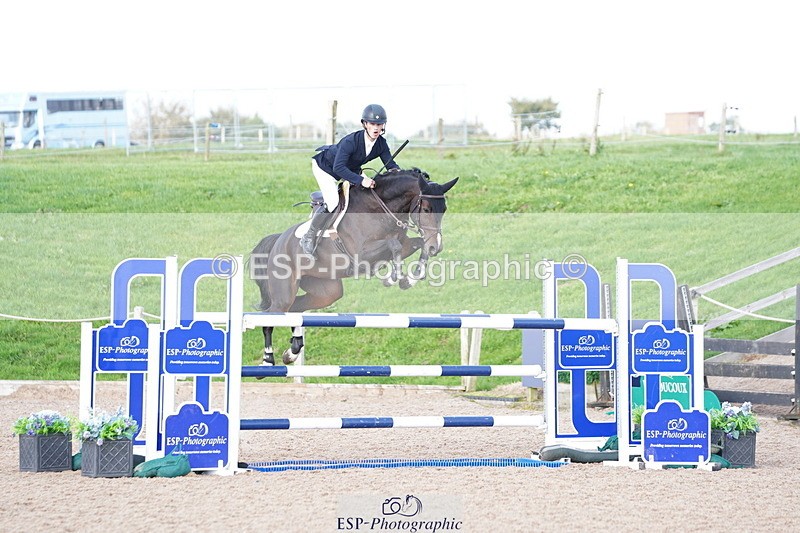 241004A-160806-02751 - Fri 05 Nat 1.30m & 1.40m Open