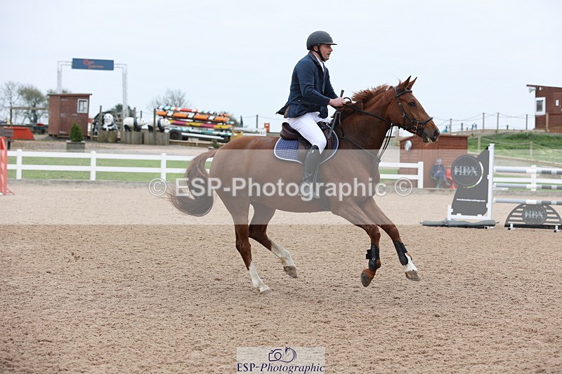 241101A-132216-02057 - FRI Cls 6 Foxhunter and 1.20m Open