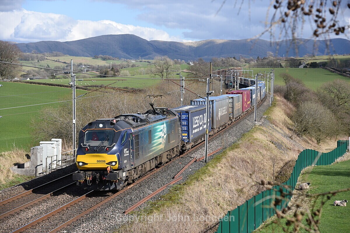 JL - 20.3.20 88006 Mossend - Daventry, Docker - West Coast Main Line (north to south)