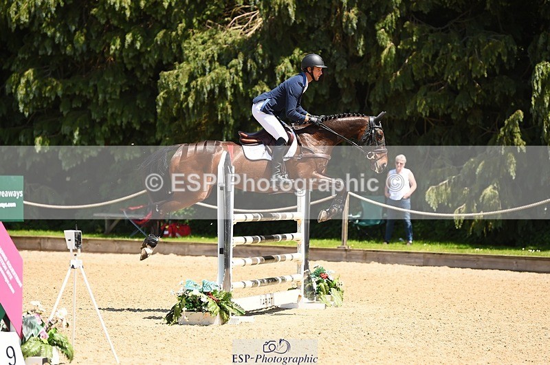230527-130728-10668 - 405-MATTERHORN_RISING-Arthur_Duffort-SJ